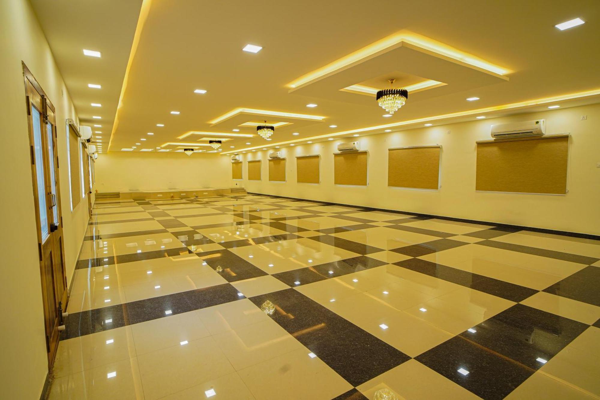 Tpc Camphor Hotell Tiruchirappalli Eksteriør bilde