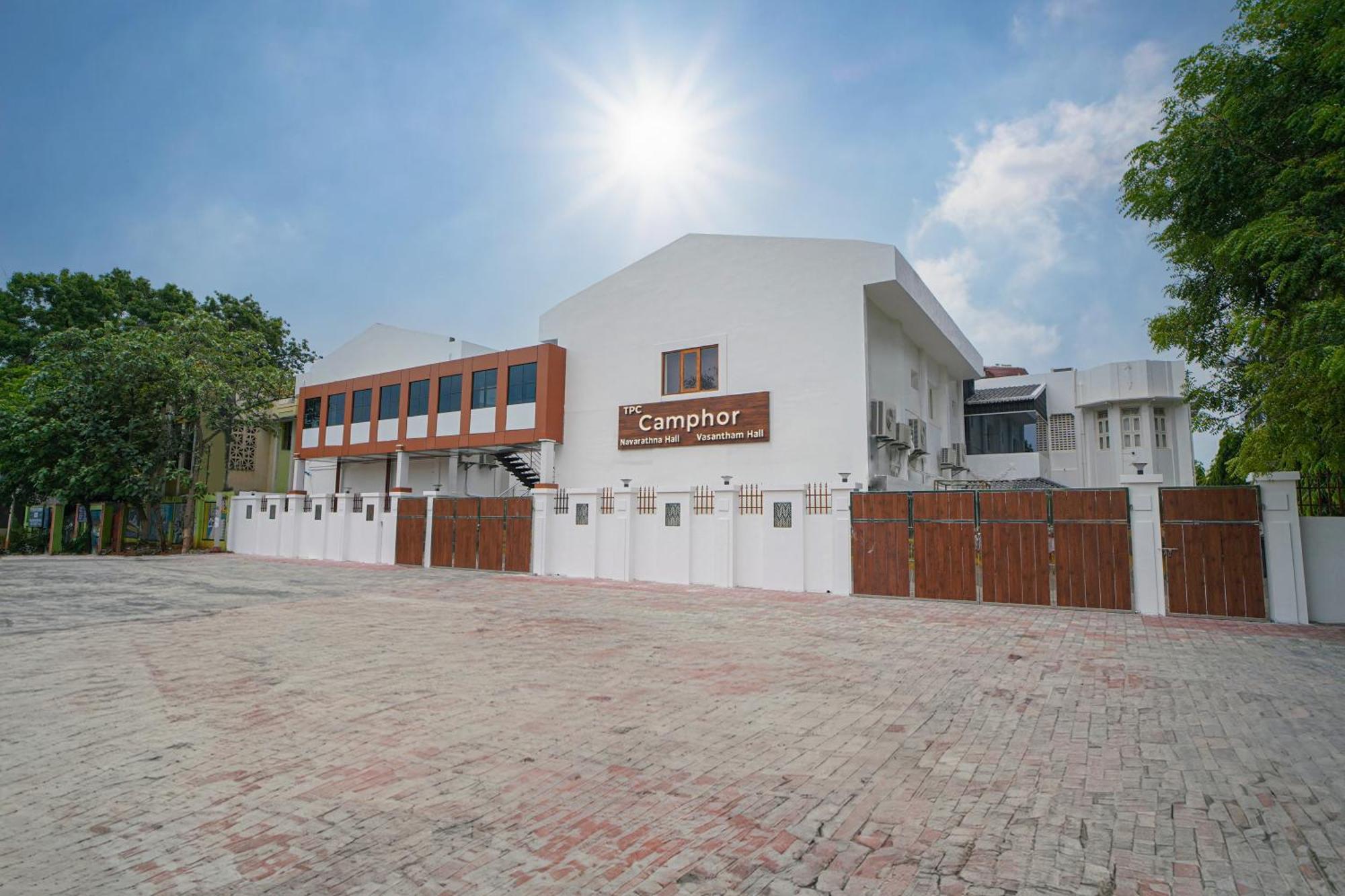 Tpc Camphor Hotell Tiruchirappalli Eksteriør bilde